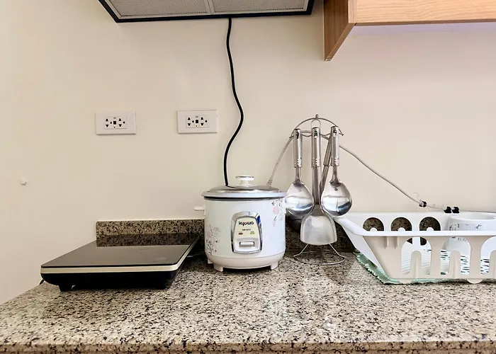 Apartment Prisma Pasig Gateway With Balcony And Wifi