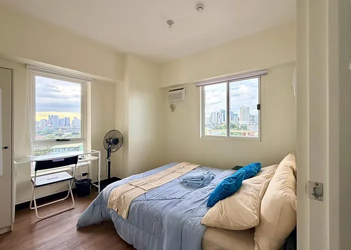 Prisma Pasig Gateway With Balcony And Wifi * Manila